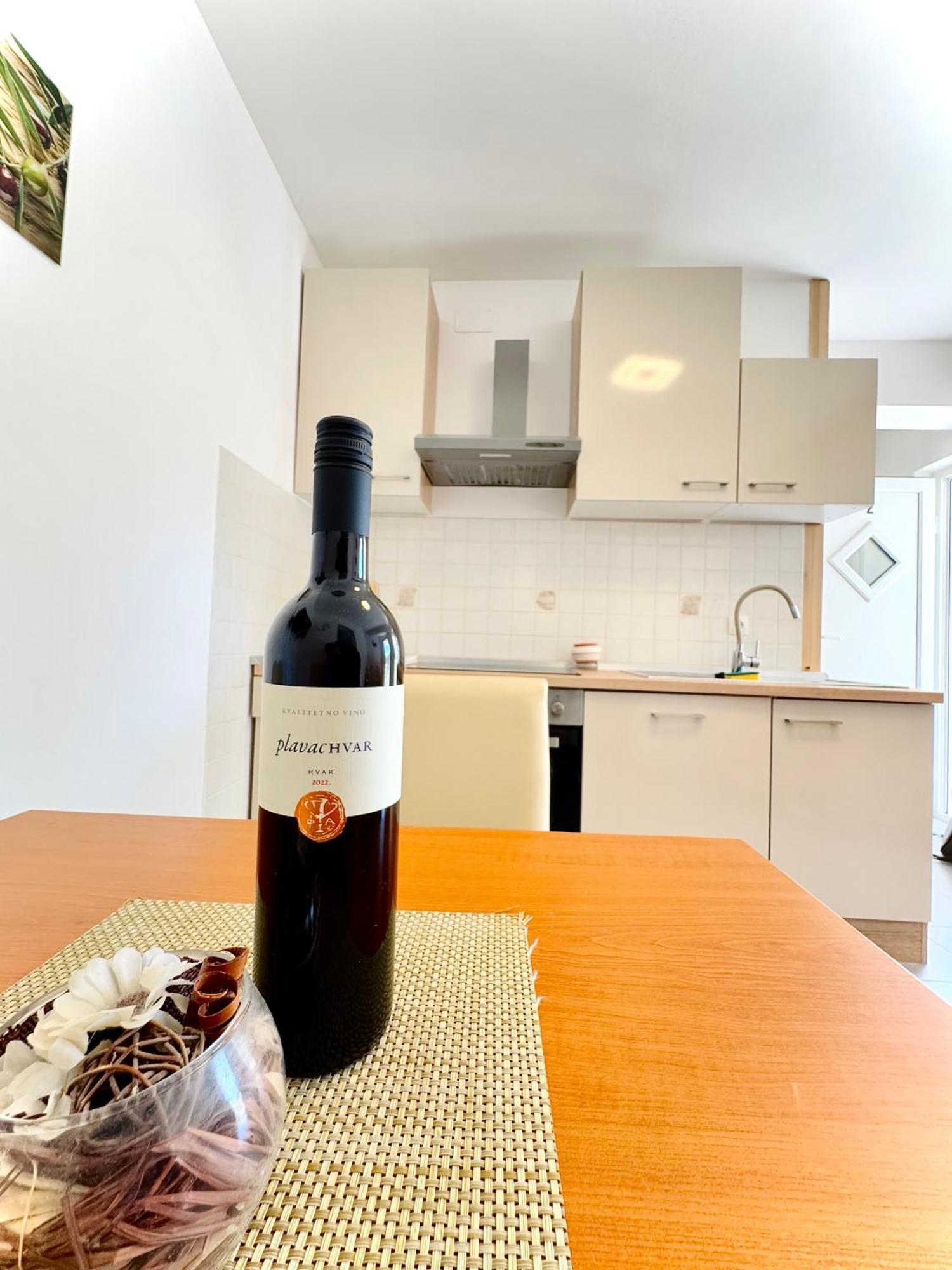 דראגה Apartments Elvira מראה חיצוני תמונה