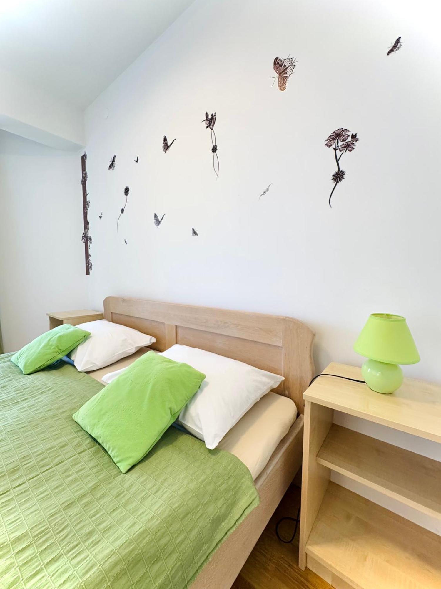 דראגה Apartments Elvira מראה חיצוני תמונה