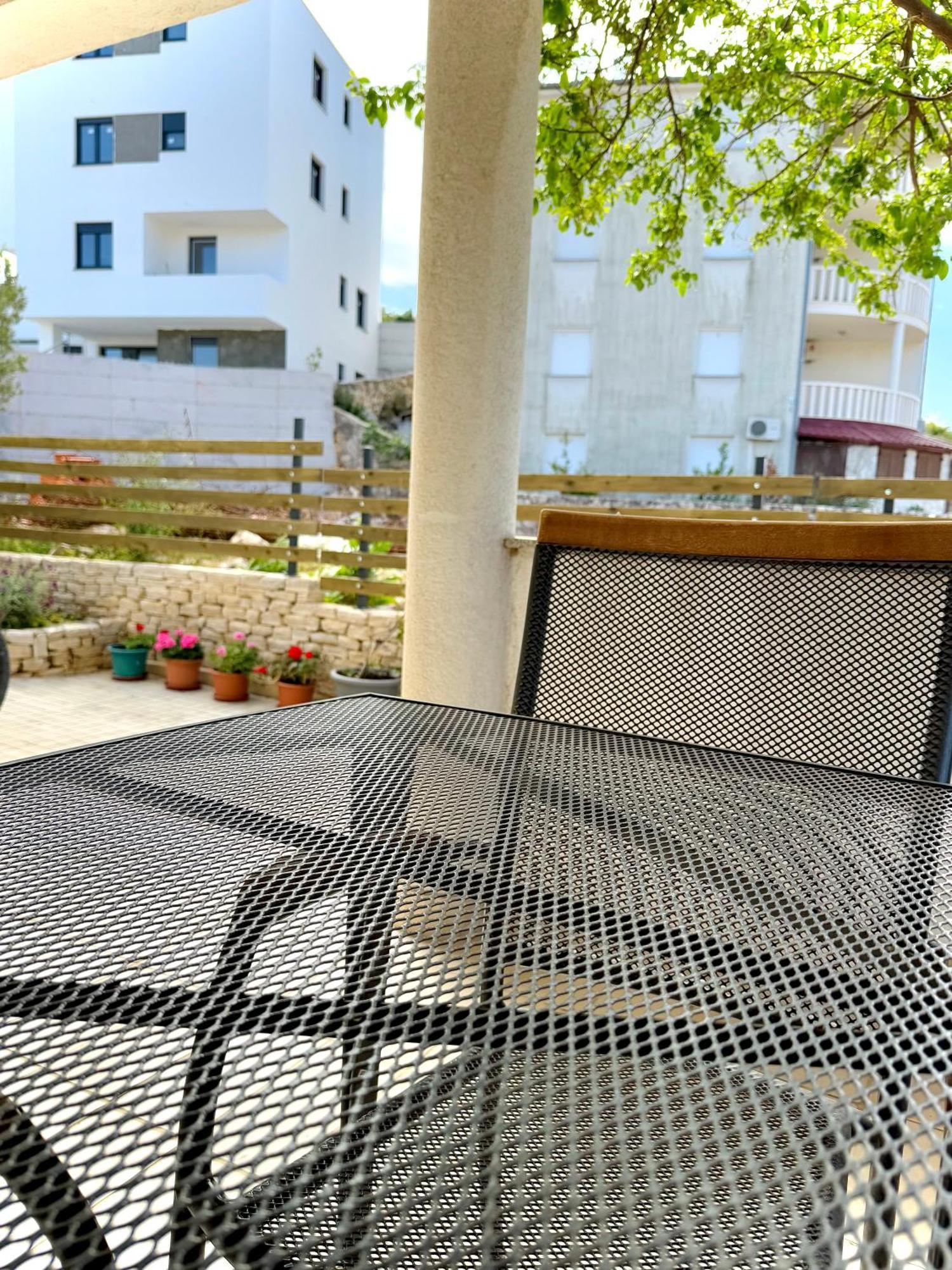דראגה Apartments Elvira מראה חיצוני תמונה